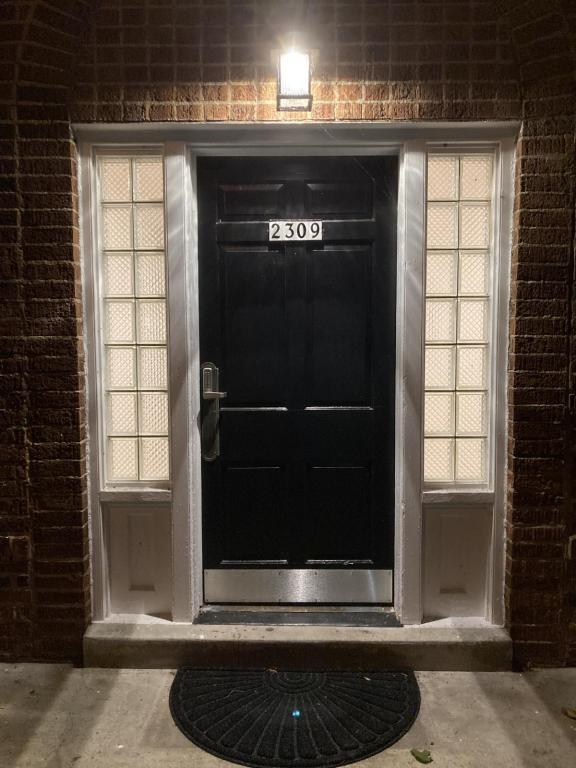 2309 E Locust Street Unit 1