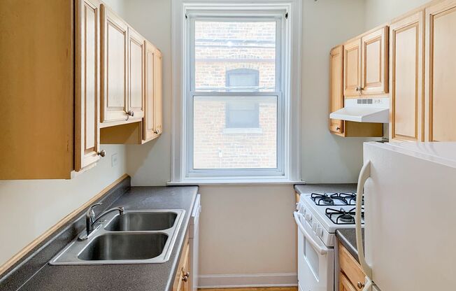 1 bed, 1 bath, 1,000 sqft, $1,735, Unit 5208D-1