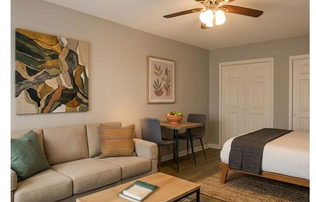 2 beds, 2 baths, 900 sqft, $905, Unit 312