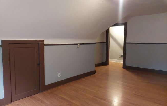 1 bed, 1 bath, $500, Unit C