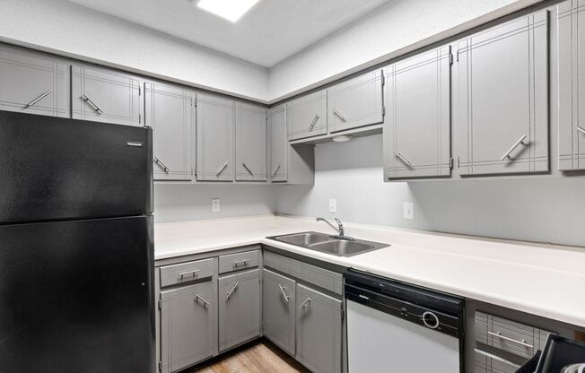 2 beds, 2 baths, 1,075 sqft, $1,250, Unit E-02