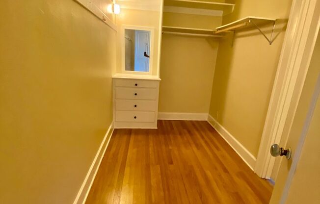 Studio, 1 bath, 454 sqft, $1,545, Unit 303