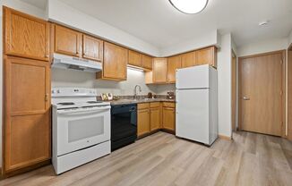 2 beds, 1 bath, 1,000 sqft, $1,325, Unit 131