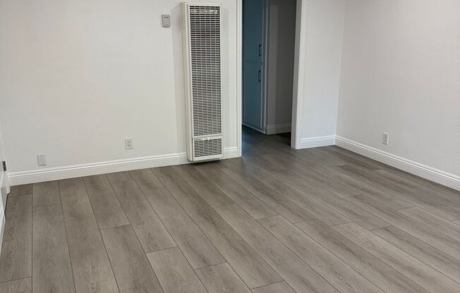 2 beds, 1 bath, 802 sqft, $2,645, Unit 6650-D
