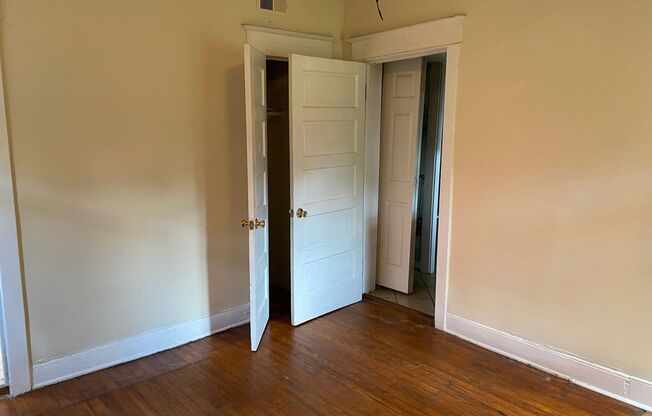 S Allen Avenue 18