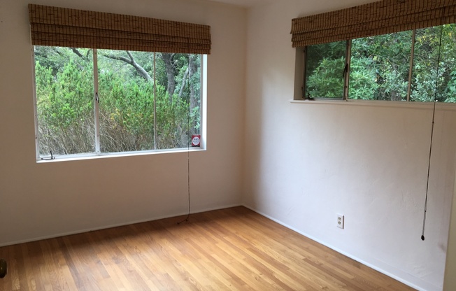 2 beds, 1.5 baths, $4,800