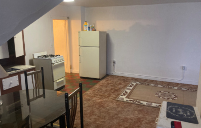 3431 W KILBOURN AVE