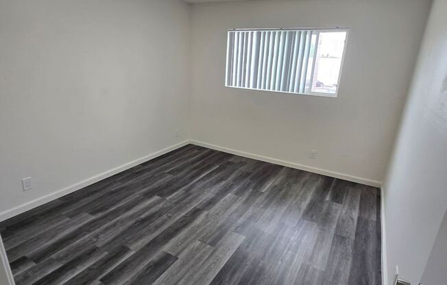 1 bed, 1 bath, 500 sqft, $1,825, Unit 55-44