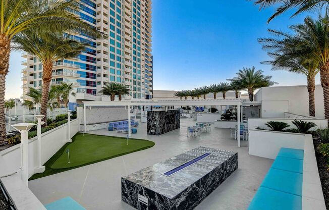 2 beds, 2 baths, $2,450, Unit # 2407