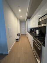 1 bed, 1 bath, $4,800, Unit 906