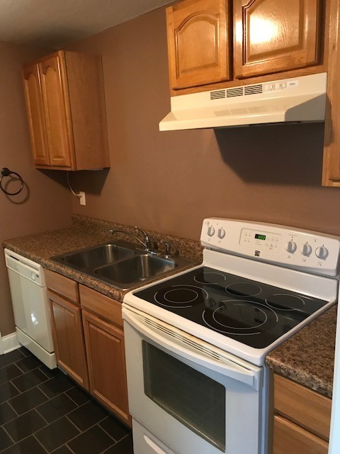 3 beds, 1 bath, $1,500