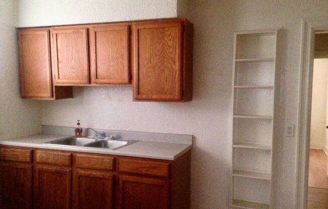 1 bed, 1 bath, 525 sqft, $800, Unit 3