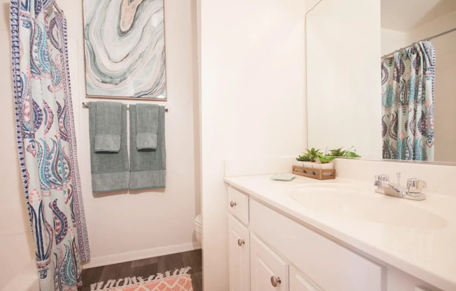 1 bed, 1 bath, 747 sqft, $1,099