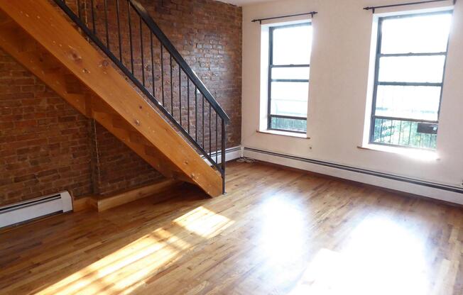 764 CLASSON AVE