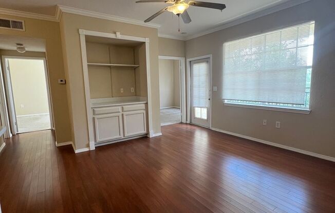 2 BEDROOM 1 BATH CONDO REMODELED available FOR RENT Madison @Metrowest Area