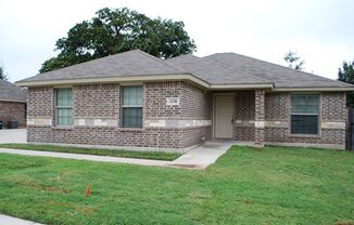 3 beds, 2 baths, $1,695