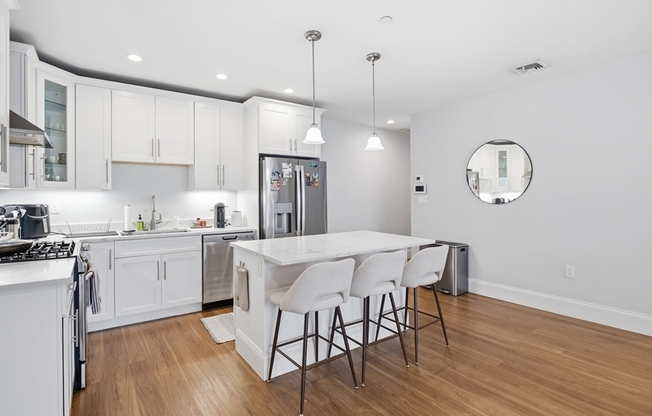 2 beds, 2 baths, 1,222 sqft, $4,950, Unit 27