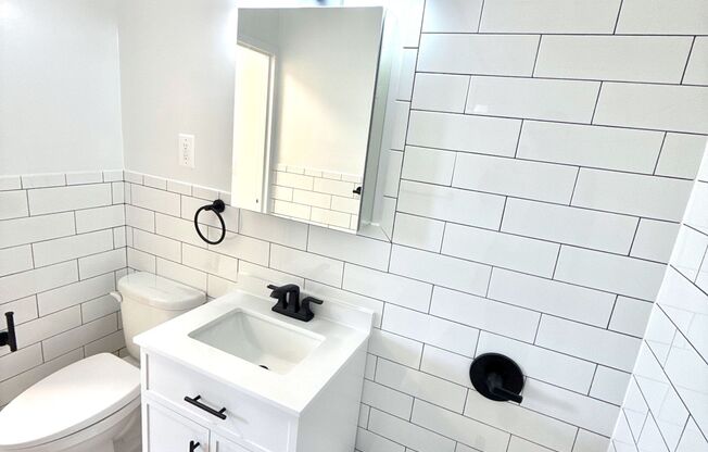 Studio, 1 bath, $2,750, Unit D8J