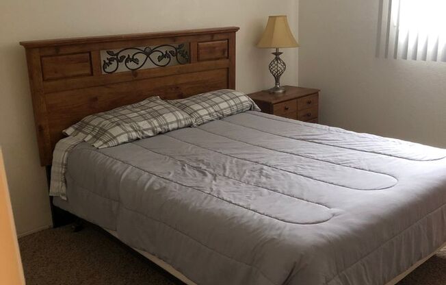 2 beds, 1 bath, 796 sqft, $1,150, Unit 215