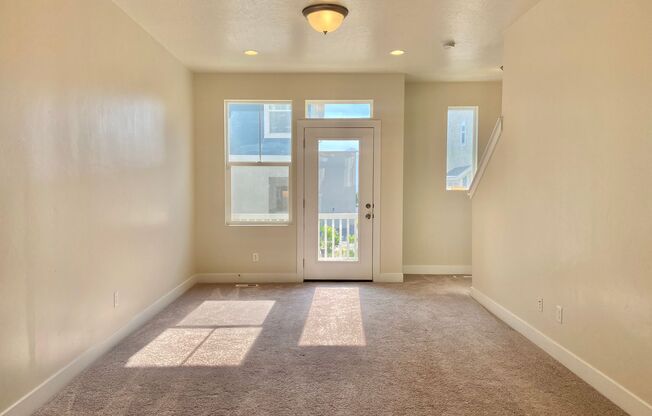Beautiful Townhome at Parkside Stone Creek!