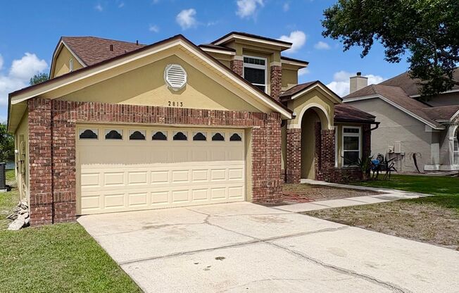 Beautiful 4BR/2.5BA Water View Home - Deer Hollow in the Deerfield Community!