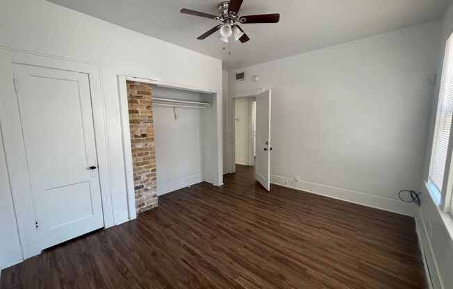 3 beds, 1 bath, $2,950