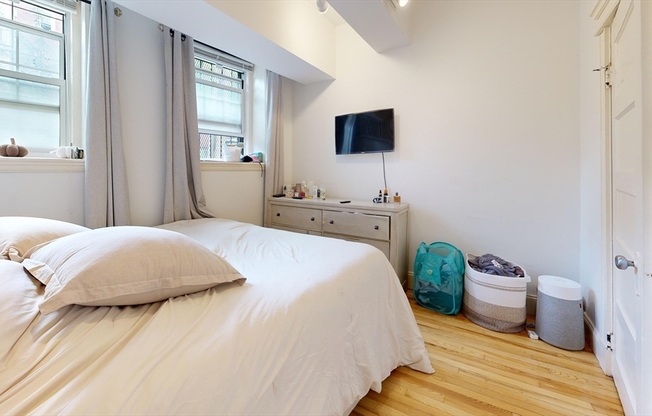 116 Riverway