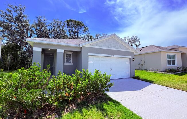 !PRICE DROP! Ocoee 3 Bedroom 2 Bathroom AVAILABLE NOW!
