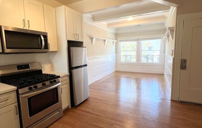 413-427 Haight St