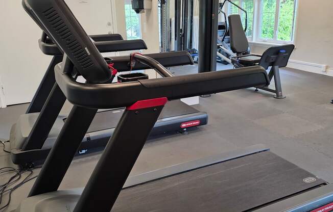 Cardio Machines at Candlewyck Apartments, Kalamazoo, MI, 49001