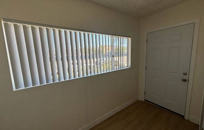2 beds, 1 bath, 850 sqft, $2,200, Unit 6