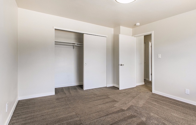 2 beds, 1 bath, 775 sqft, $1,950, Unit 206