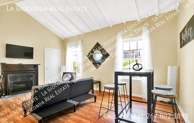 434 Lombard St. #2R