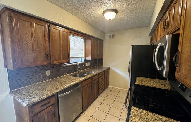 2721 Hurstview Dr.