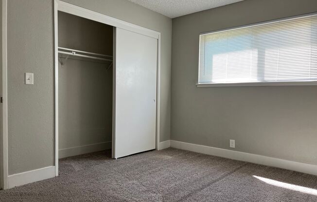 2 beds, 2 baths, 950 sqft, $1,600, Unit 85