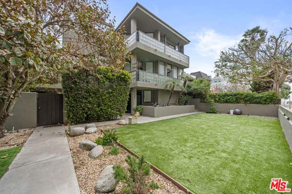 20 28th Ave