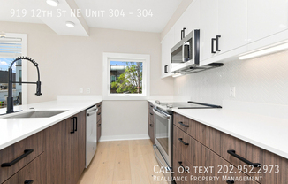 919 12 ST NE