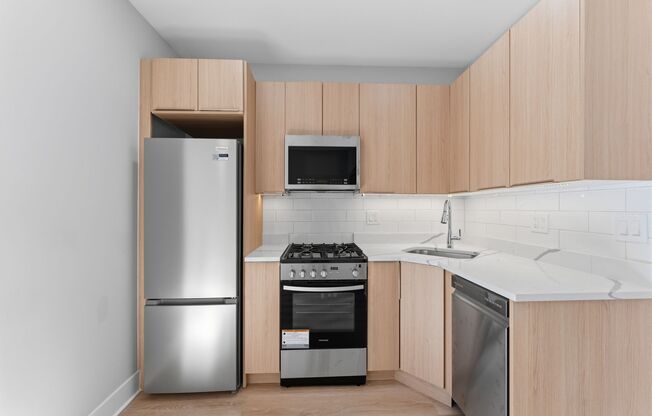 Studio, 1 bath, 207 sqft, $1,475, Unit 211