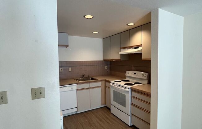 Boston West Apartments