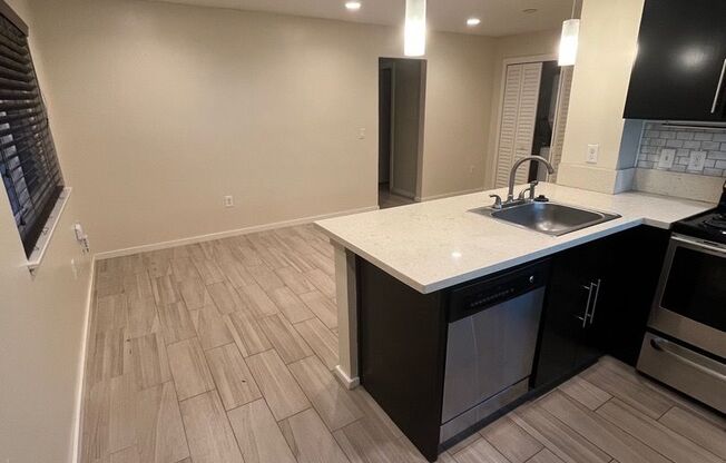 Marvelous Modern Midtown- The Elan