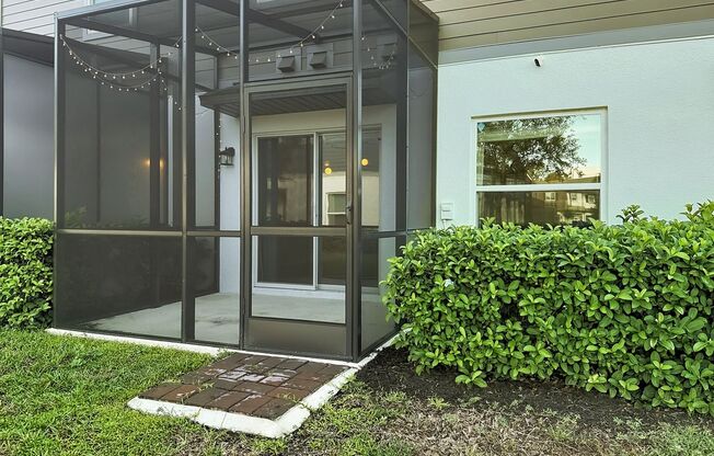 3 beds, 2.5 baths, $2,250