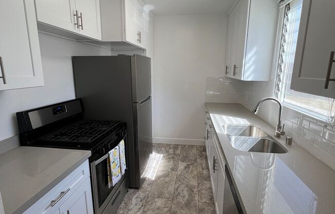 1 bed, 1 bath, 850 sqft, $3,375, Unit 23