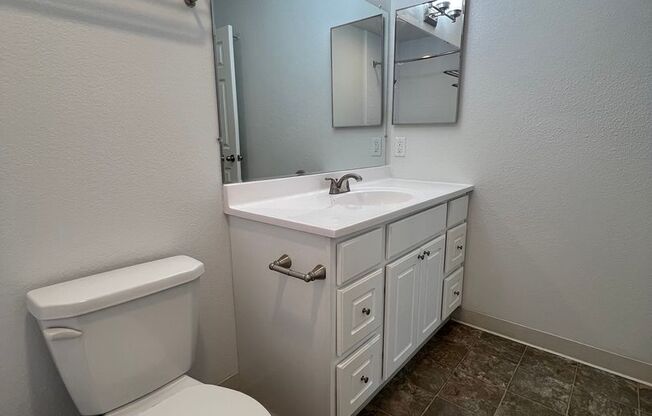 1 bed, 1 bath, 590 sqft, $2,500, Unit 777-228