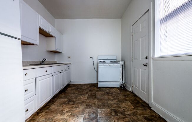 5854 S Michigan