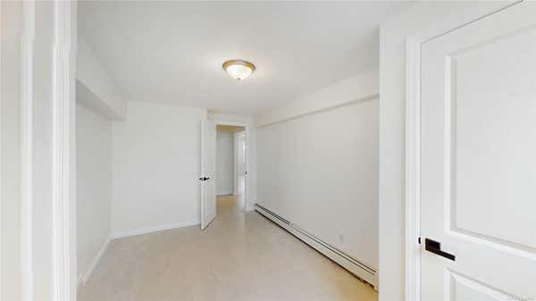 2 beds, 1 bath, $2,850, Unit 2