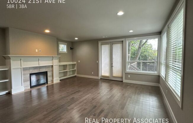 10024 21 AVE NE