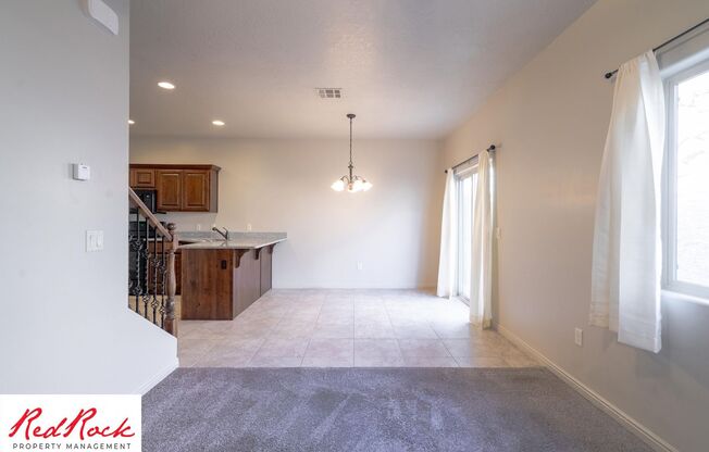 3 beds, 2.5 baths, $1,595, Unit # 21