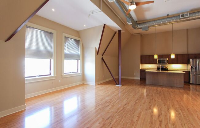 2 beds, 2.5 baths, 1,700 sqft, $1,950, Unit 410