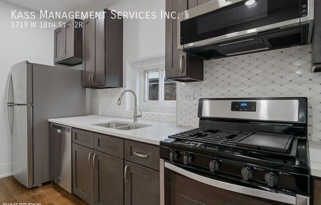 1719 West 18th Street