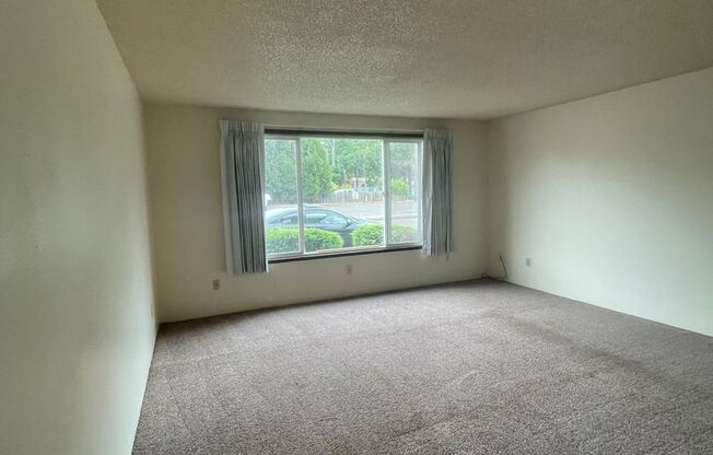 2 beds, 1 bath, 800 sqft, $1,295, Unit 07